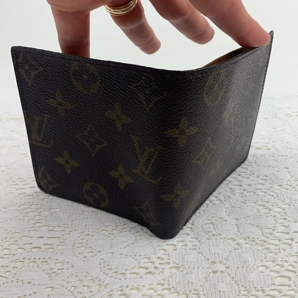 Louis Vuitton Vintage Leather Logo Bifold Wallet Brown Authenticity Certified